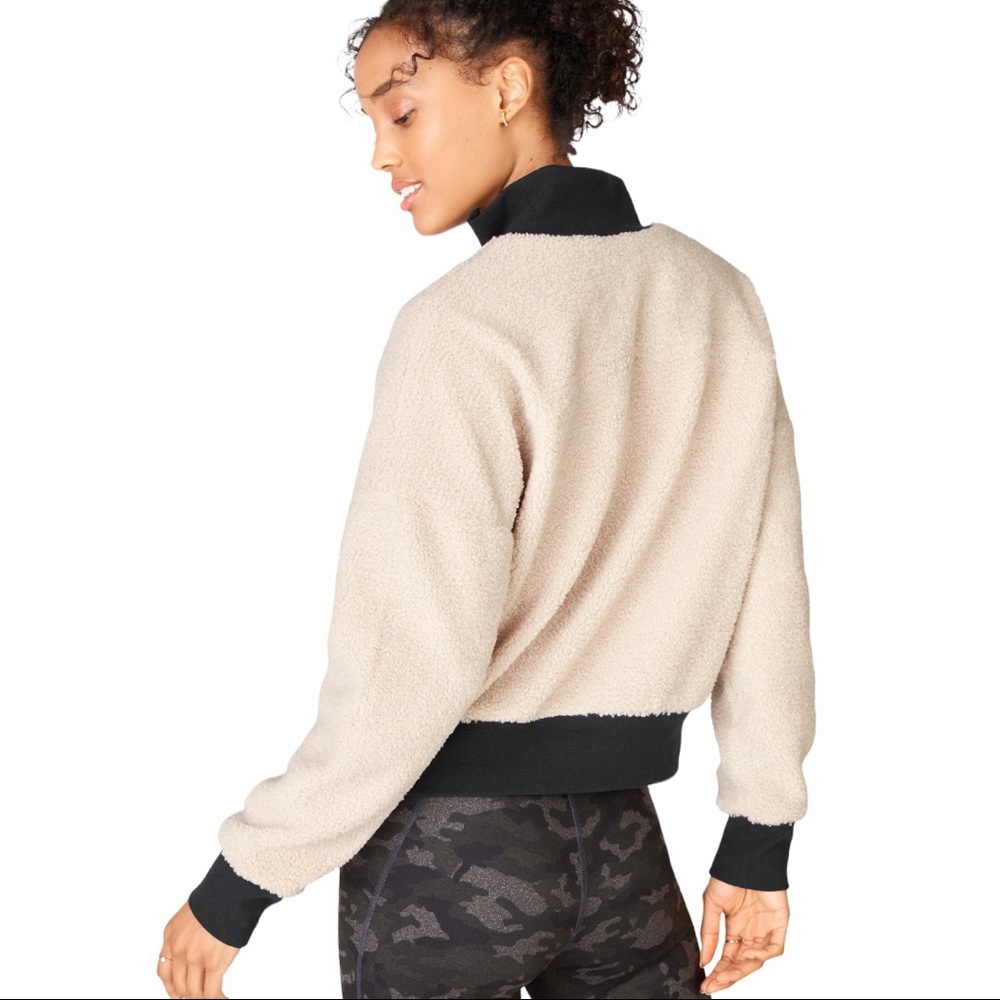 Fabletics Dream Polar Fleece Pullover Cream / Black Size Medium - Picture 3 of 7